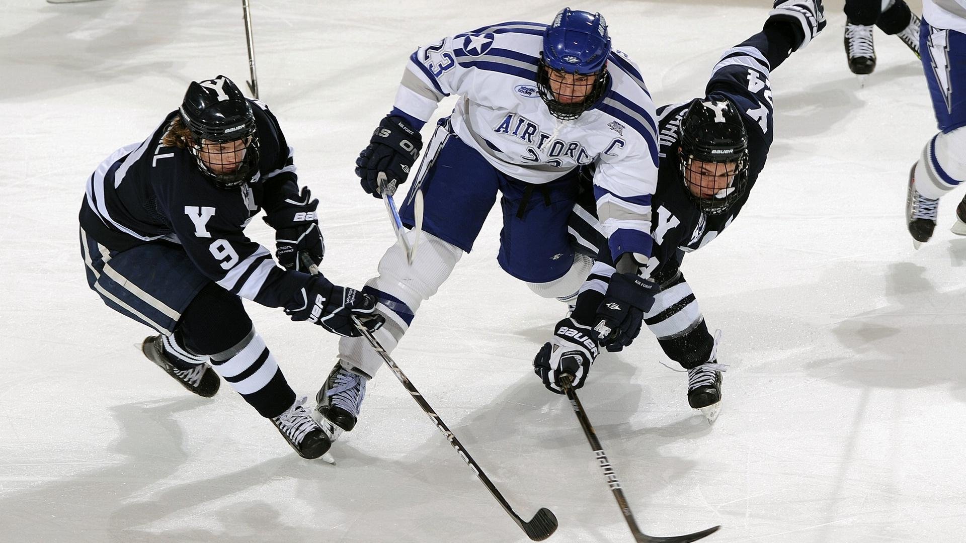 kaiyun.com-_专业解说员：用镜头讲述比赛背后的故事_，比赛解说技巧